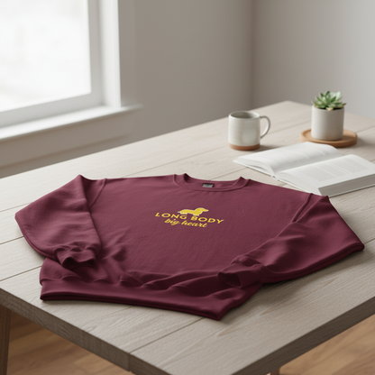 Sweat-shirt « Long Body, Big Heart » – Le pull incontournable des amoureux de teckels - Rouge / Jaune