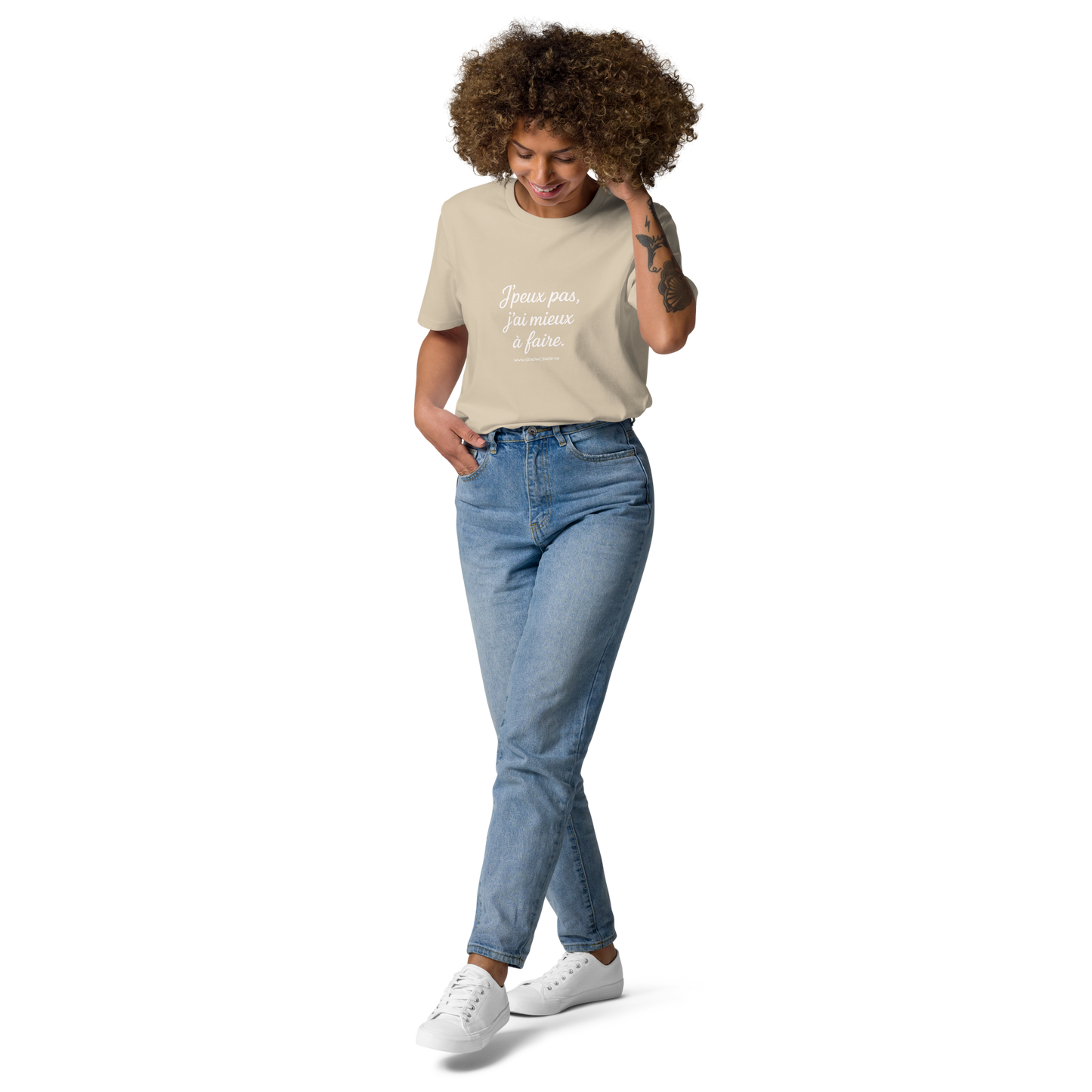 T-shirt Bio « J’peux pas, j’ai mieux à faire. » – Unisexe – Sable Doux