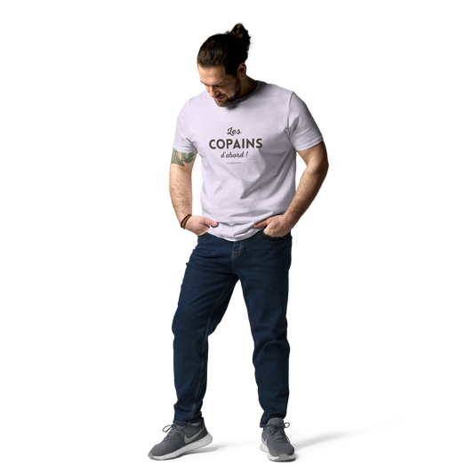 T-shirt Bio « Les Copains d’abord ! » – Unisexe – Lavande Douce